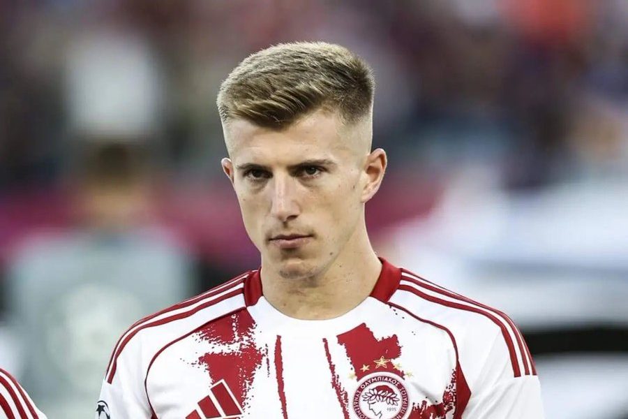 Brighton’s Calculated Play: £11 Million Gamble on a Full-Back, as Europe Beckons Brighton’s Calculated Play: £11 Million Gamble on a Full-Back, as Europe Beckons