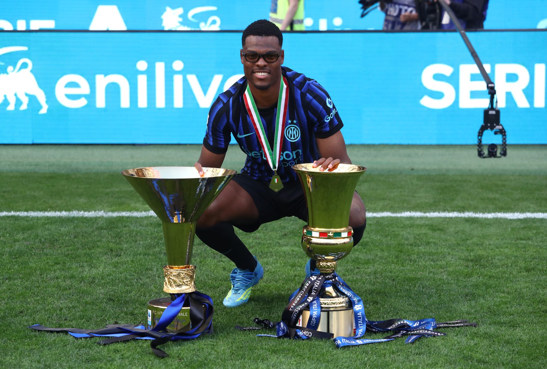 Madrid’s Full-Back Gambit: High Stakes, High Salaries, and the Shifting Sands of Global Football