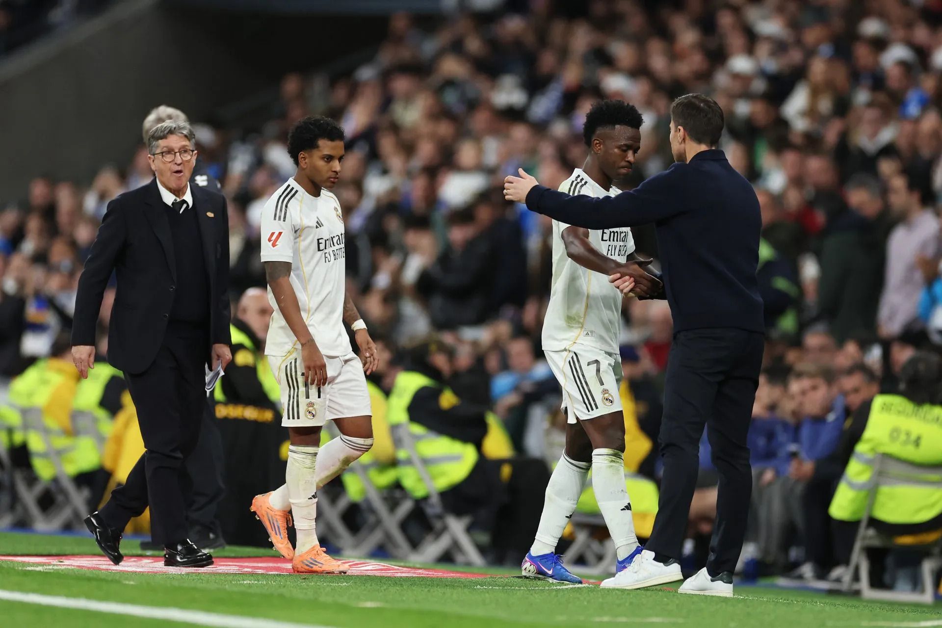Madrid’s Meltdown: Billion-Euro Squad Fractures Amidst Locker Room Anarchy Madrid’s Meltdown: Billion-Euro Squad Fractures Amidst Locker Room Anarchy