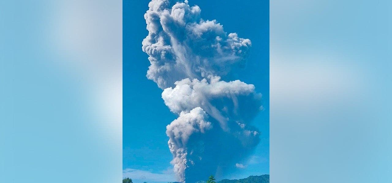 Inferno of Influence: Indonesian Volcano Consumes ‘Content Creators’ in Grim Spectacle Inferno of Influence: Indonesian Volcano Consumes ‘Content Creators’ in Grim Spectacle