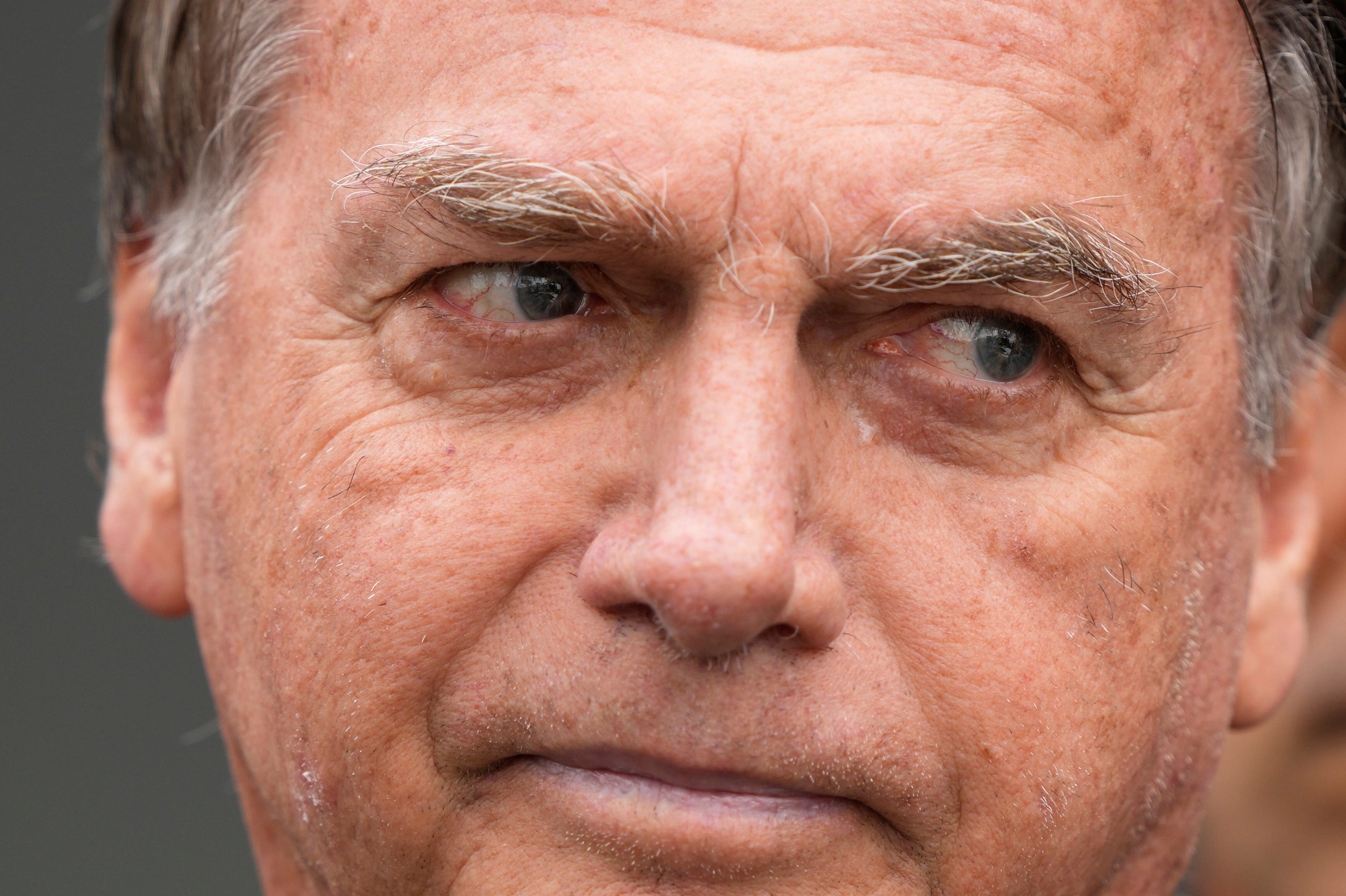 Brasília’s Political Gambit: Congress Halves Bolsonaro’s Sentence, Igniting Impunity Fears Brasília’s Political Gambit: Congress Halves Bolsonaro’s Sentence, Igniting Impunity Fears