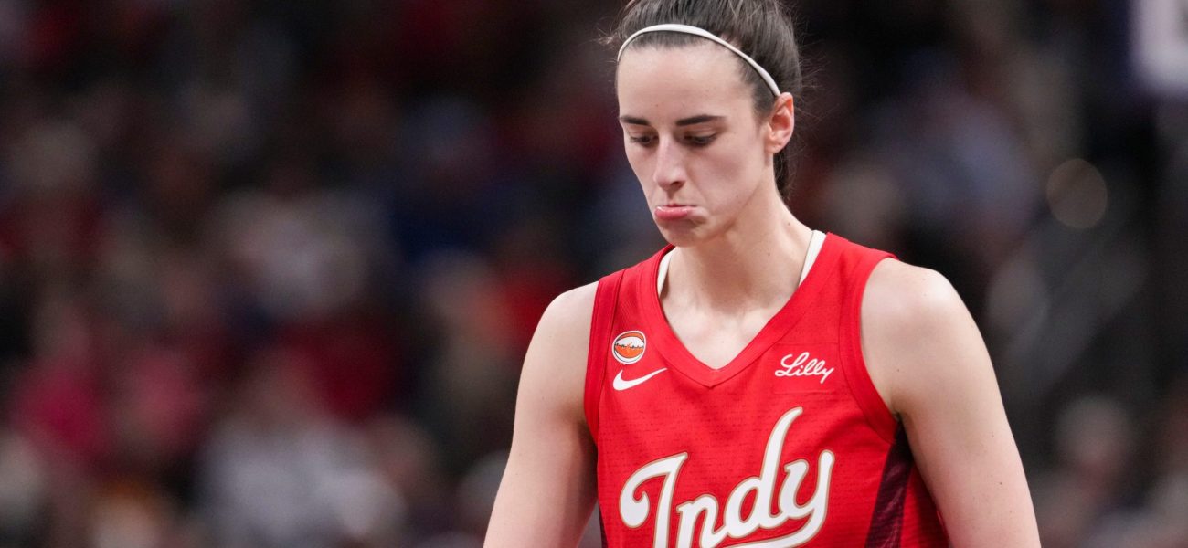 Hoop Dreams Under Scrutiny: Clark’s Form Echoes Global Star System’s Harsh Light Hoop Dreams Under Scrutiny: Clark’s Form Echoes Global Star System’s Harsh Light