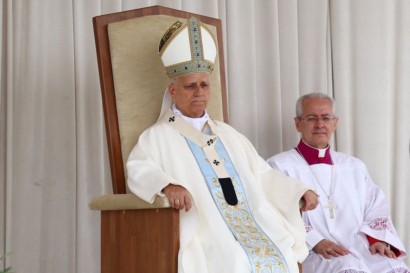 Papal Pause: Vatican’s Delicate Dance Hints at Deeper Dissent with Washington’s Right