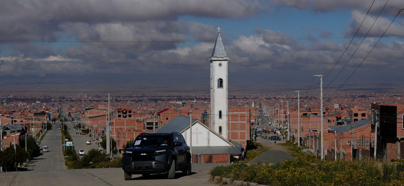 Bolivia’s Fuel Fiasco: How ‘Slop’ Gas Sparks an Electric Surge Bolivia’s Fuel Fiasco: How ‘Slop’ Gas Sparks an Electric Surge