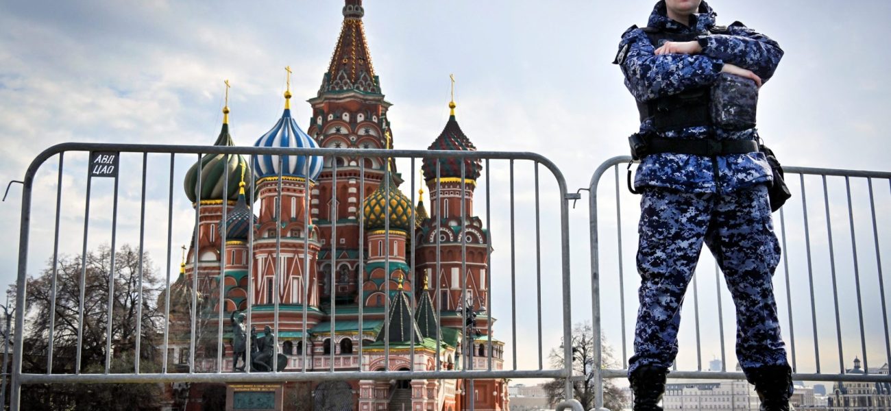 Moscow’s Fraying Ledger: Behind the Kremlin’s Economic Façade, Disquiet Mounts Moscow’s Fraying Ledger: Behind the Kremlin’s Economic Façade, Disquiet Mounts