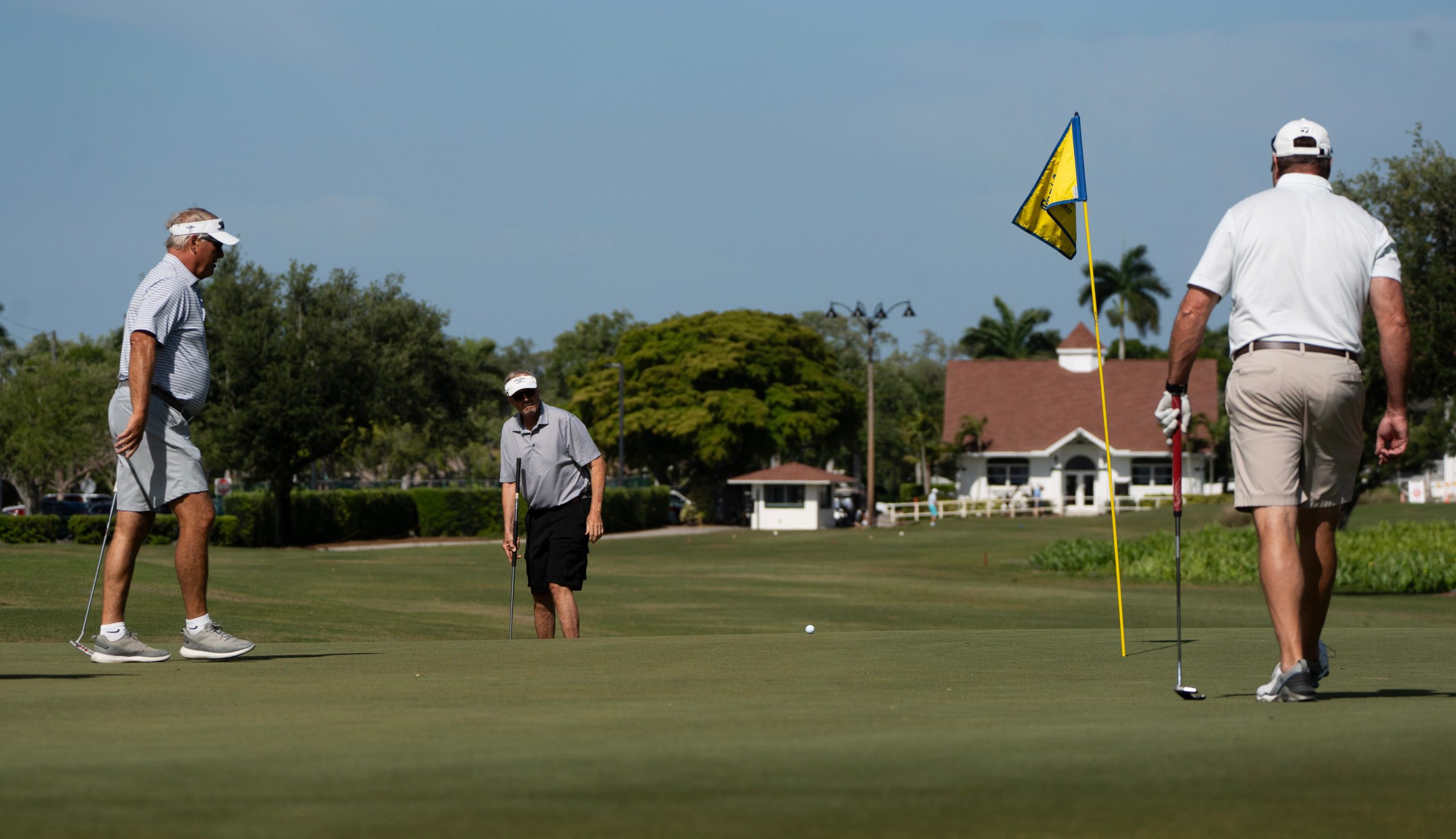Florida’s Fairways of Fortune: Green Fees Squeeze the Golden Years