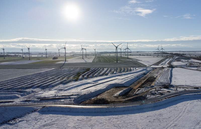 Northern Europe’s Subaqueous Gambit: Denmark-Germany Tunnel Lowers First Segment Amidst Quiet Audacity