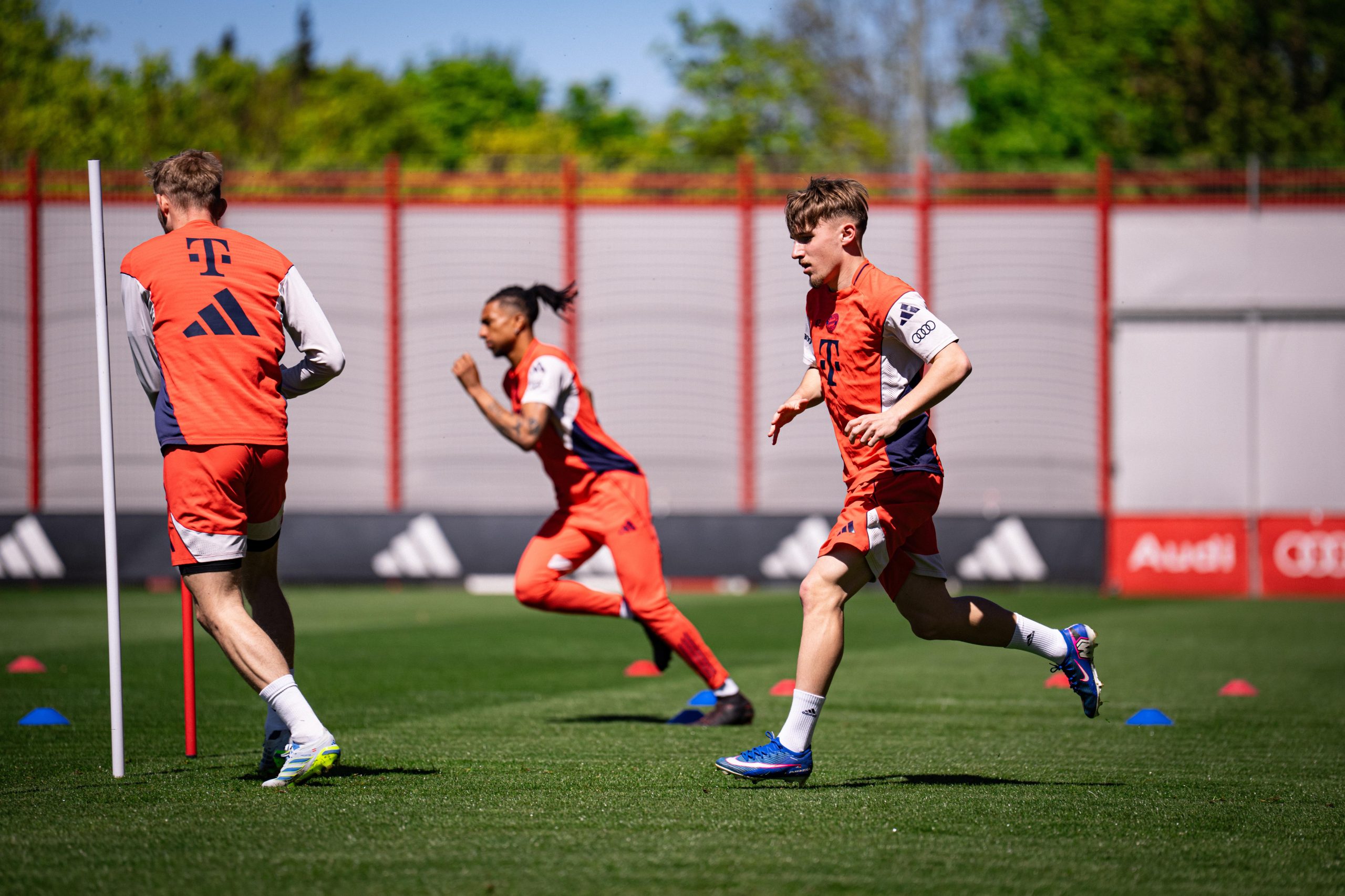 Bayern Munich’s High-Stakes Roster Roulette: Kompany Navigates Fragile Human Assets Bayern Munich’s High-Stakes Roster Roulette: Kompany Navigates Fragile Human Assets