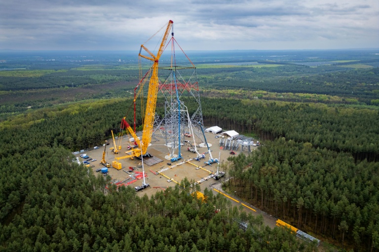 Blade Runners: As Giant Turbines Climb, Germany’s Far-Right Digs In Blade Runners: As Giant Turbines Climb, Germany’s Far-Right Digs In