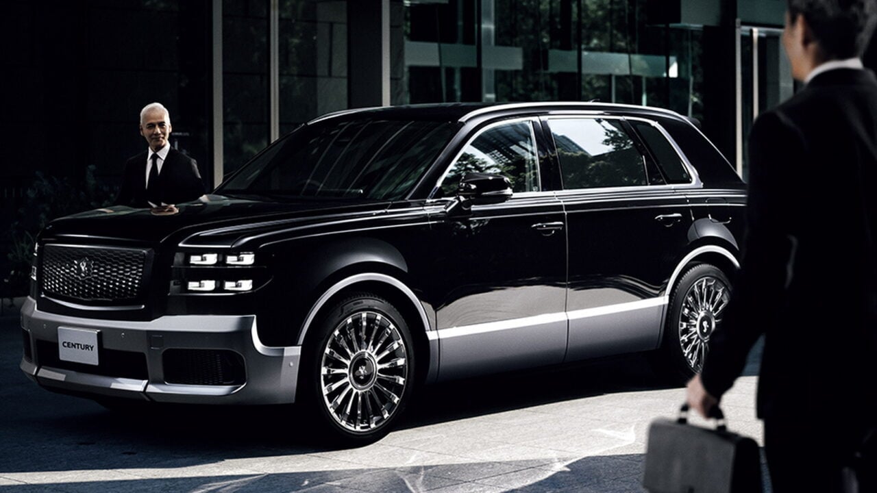 The Price of Defiance: How Russia’s Elite Keeps Motoring Through Sanctions