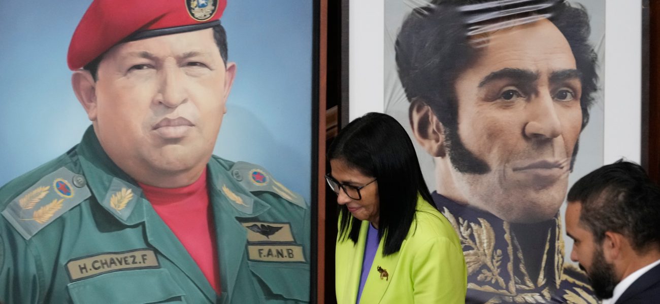 Caracas Crossroads: Delcy Rodríguez Rewrites Chavista Gospel, Stirring Dissent
