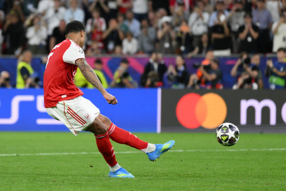 Loyalty’s Arbitrage: How a Missed Penalty Ignited Arsenal’s Coffers and Redefined Fan Devotion Loyalty’s Arbitrage: How a Missed Penalty Ignited Arsenal’s Coffers and Redefined Fan Devotion