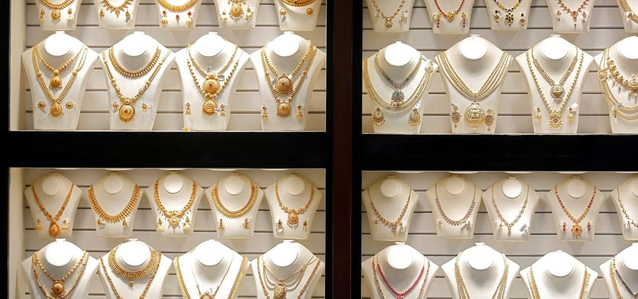 Delhi’s Golden Dilemma: Tariffs Ignite Smuggling Surge, Fueling Regional Grey Market Delhi’s Golden Dilemma: Tariffs Ignite Smuggling Surge, Fueling Regional Grey Market