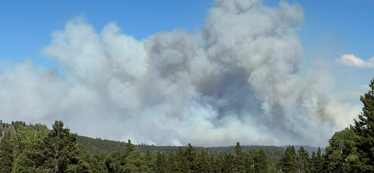 Beehive Blaze Lingers, Igniting Broader Worries Across Arid West Beehive Blaze Lingers, Igniting Broader Worries Across Arid West