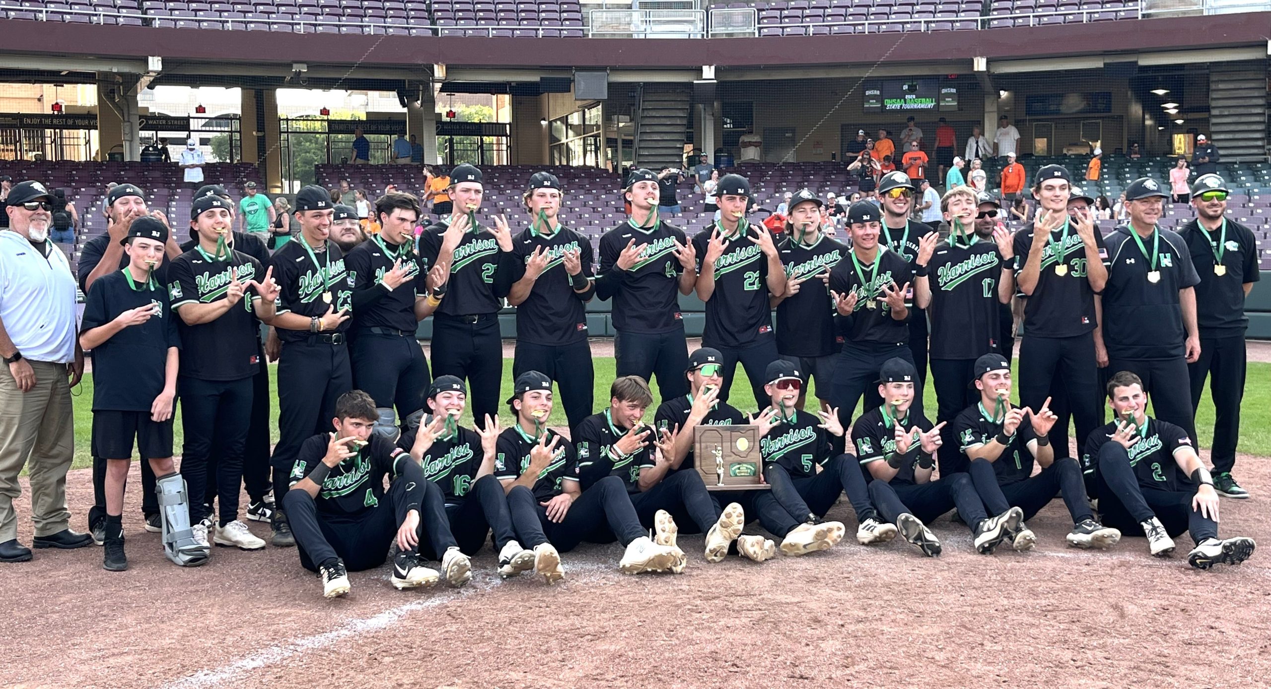 Maverick Program’s Triumph: Unaligned Harrison Stuns Field for Regional Title Maverick Program’s Triumph: Unaligned Harrison Stuns Field for Regional Title