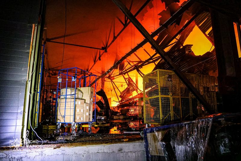 Ceasefire Chorus Meets Artillery Crash: Ukraine’s Bleeding Frontier & Zelensky’s High Stakes Diplomatic Gambit