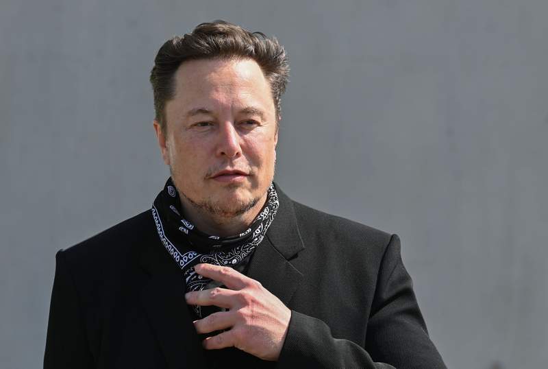 Digital Dust-Up: Starmer Clashes with Musk Over Online Disinformation Digital Dust-Up: Starmer Clashes with Musk Over Online Disinformation