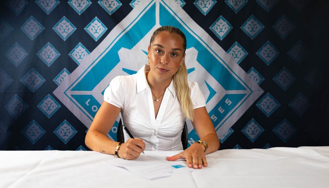 Lionesses’ Strategic Gambit: Long-Term Player Deal Hints at Deeper WSL Playbook Lionesses’ Strategic Gambit: Long-Term Player Deal Hints at Deeper WSL Playbook