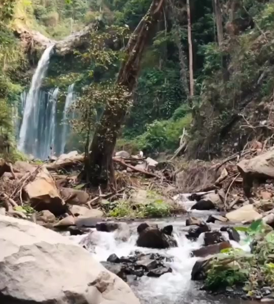 Indonesian Canyons: The Unlikely Canvas for Global Blockbusters and Its Quiet Price Indonesian Canyons: The Unlikely Canvas for Global Blockbusters and Its Quiet Price