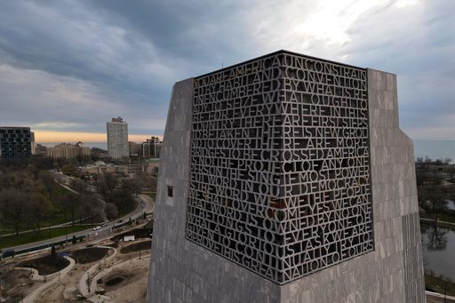 Obama’s Legacy Takes Concrete Form on Chicago’s South Side – But Who Gets In? Obama’s Legacy Takes Concrete Form on Chicago’s South Side – But Who Gets In?
