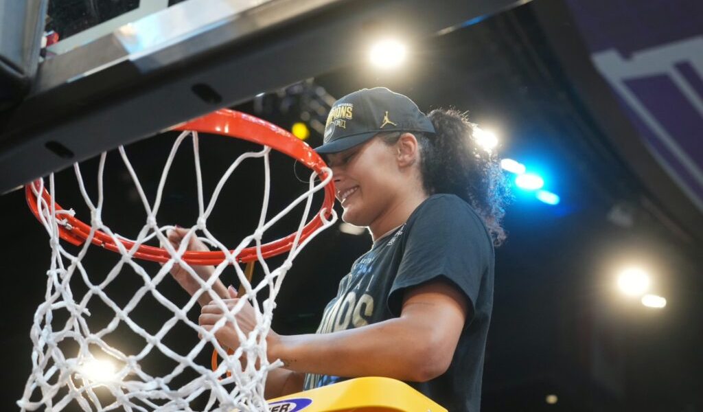 UCLA’s New Sporting Elite: Gold, Mental Fortitude, and a League in Flux UCLA’s New Sporting Elite: Gold, Mental Fortitude, and a League in Flux