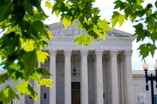 America’s Open Door Slams Shut: SCOTUS Endorses Mass Deportations, Uprooting Thousands America’s Open Door Slams Shut: SCOTUS Endorses Mass Deportations, Uprooting Thousands