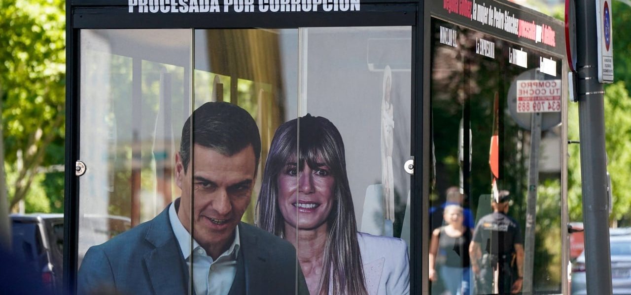 Spanish PM’s Wife to Stand Trial for Corruption, Banned from Leaving Country Spanish PM’s Wife to Stand Trial for Corruption, Banned from Leaving Country