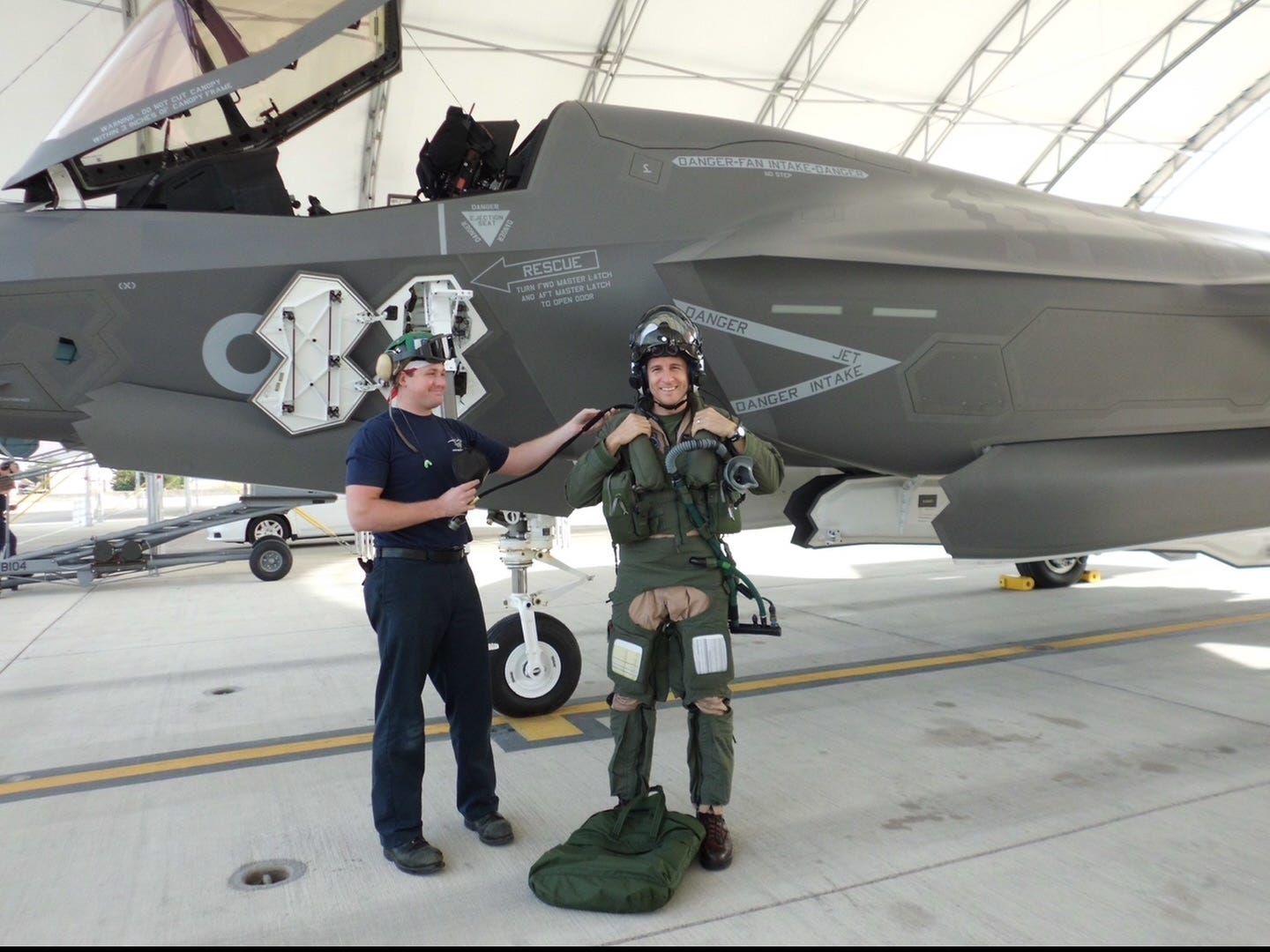 Silent Hawks: Marine Ace Breaks Ranks on Fighter Jet Hierarchy