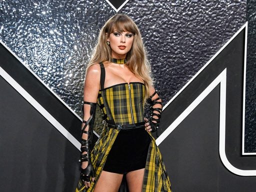 Swift’s Country Comeback: Toy Story Song Signals EGOT Ambition Amid Global Market Blitz Swift’s Country Comeback: Toy Story Song Signals EGOT Ambition Amid Global Market Blitz