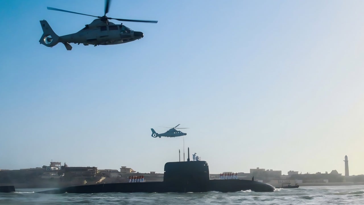 Pakistan Acquires First Chinese Stealth Submarine, Signals Naval Shift