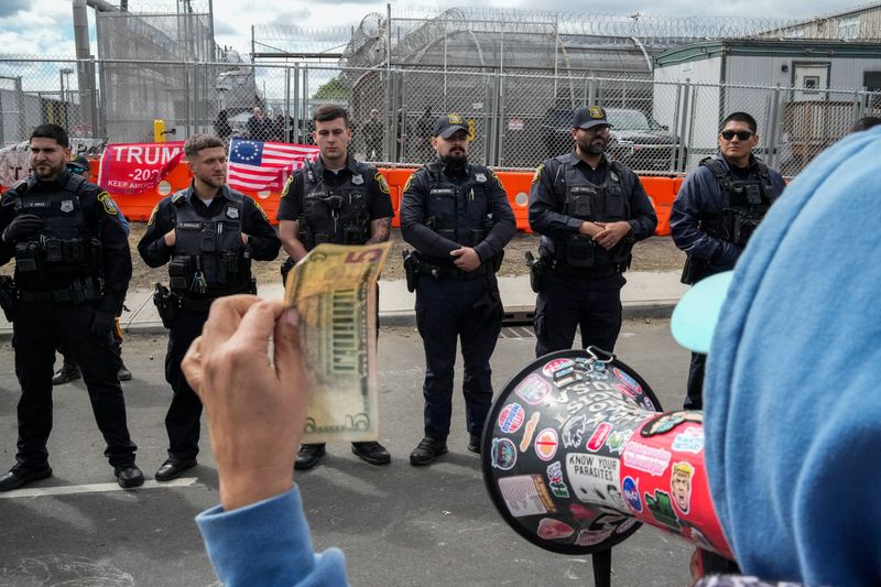 New Jersey Governor Accuses External Agitators of Stoking Detention Center Turmoil New Jersey Governor Accuses External Agitators of Stoking Detention Center Turmoil