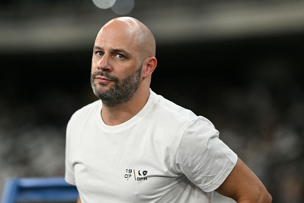 Rio’s Forbidden Gambit: Under Siege, Vasco Eyes Rival’s Commander Rio’s Forbidden Gambit: Under Siege, Vasco Eyes Rival’s Commander