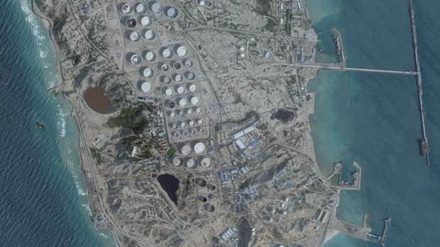 US Lifts Decades-Old Sanctions, Authorizes Iranian Oil Sales Amid Peace Push US Lifts Decades-Old Sanctions, Authorizes Iranian Oil Sales Amid Peace Push