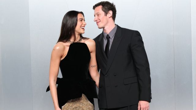 Velvet Ropes and Public Ire: How a Pop Star’s Nuptials Stirred Deeper Waters Velvet Ropes and Public Ire: How a Pop Star’s Nuptials Stirred Deeper Waters