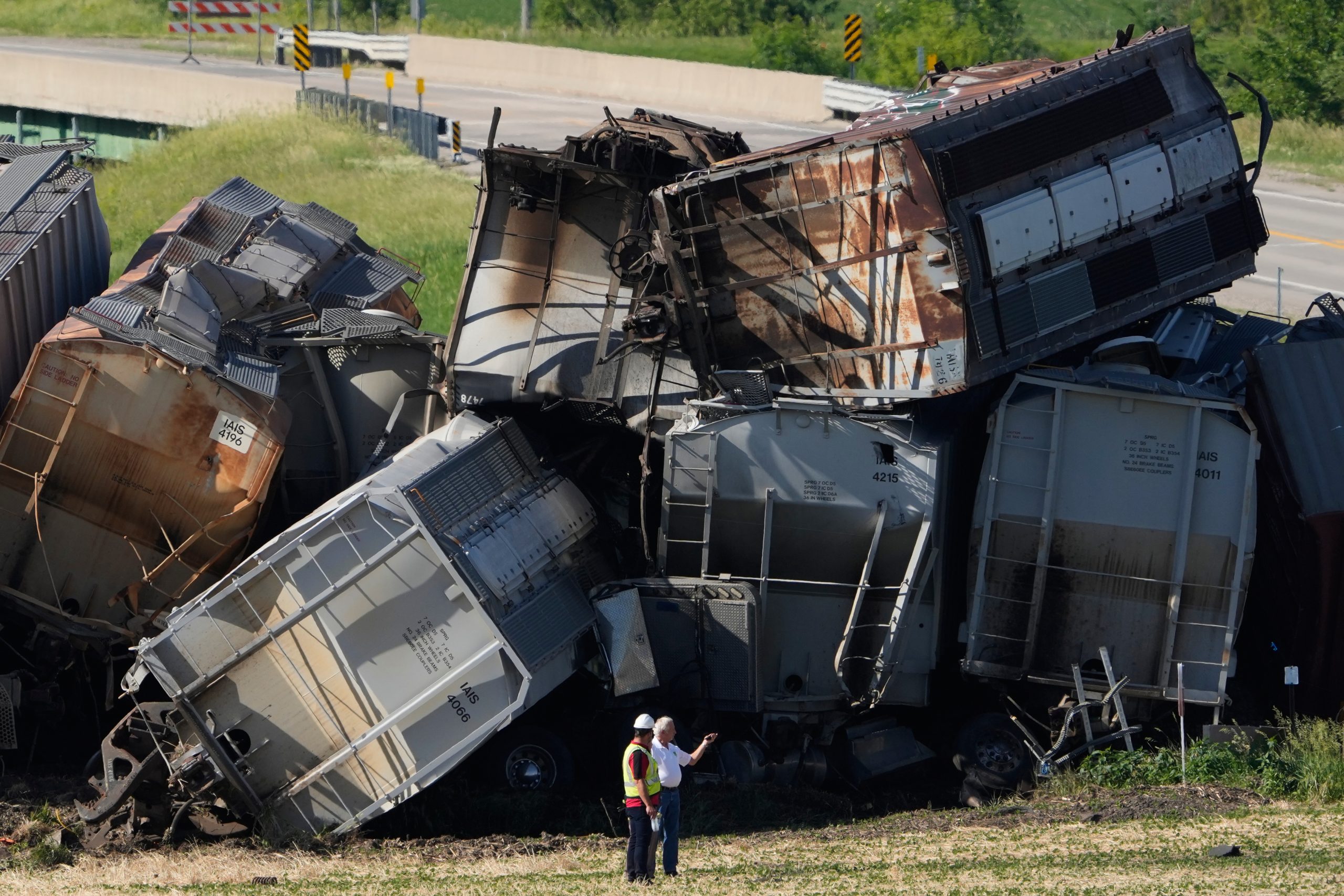 Silent Collisions: Iowa Freight Crash Exposes Cracks in Global Supply Lines Silent Collisions: Iowa Freight Crash Exposes Cracks in Global Supply Lines