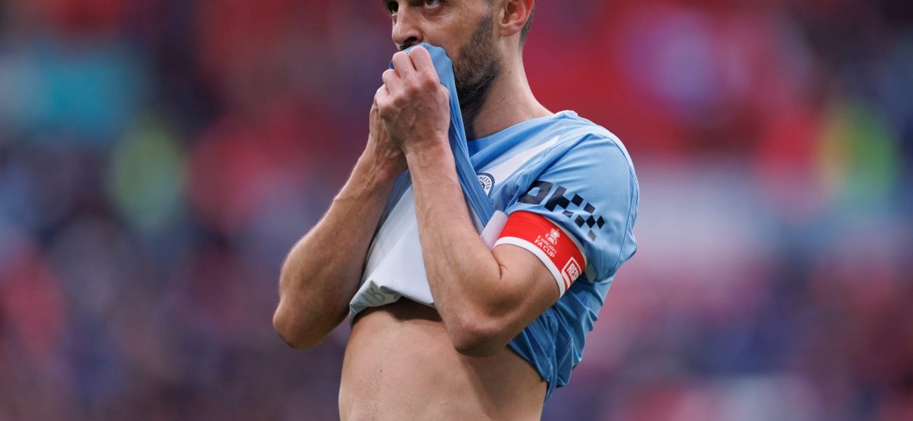 Bernardo Silva: The Strategic Pause in Football’s High-Stakes Negotiation Bernardo Silva: The Strategic Pause in Football’s High-Stakes Negotiation