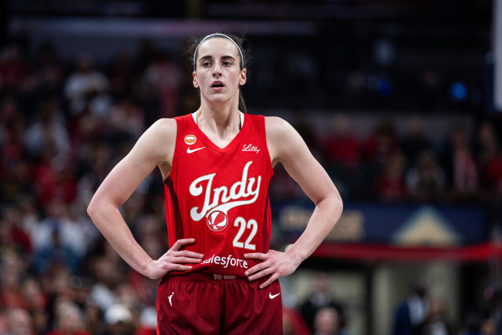 Beyond the Baseline: Caitlin Clark’s Uniform Choice, American Soft Power, and the Global Style Arena Beyond the Baseline: Caitlin Clark’s Uniform Choice, American Soft Power, and the Global Style Arena