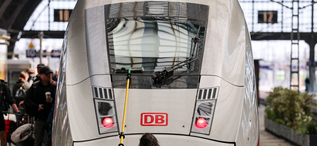 Berlin’s Iron Rails: Deutsche Bahn Feels the Squeeze as Regulators Force Open Gate Berlin’s Iron Rails: Deutsche Bahn Feels the Squeeze as Regulators Force Open Gate