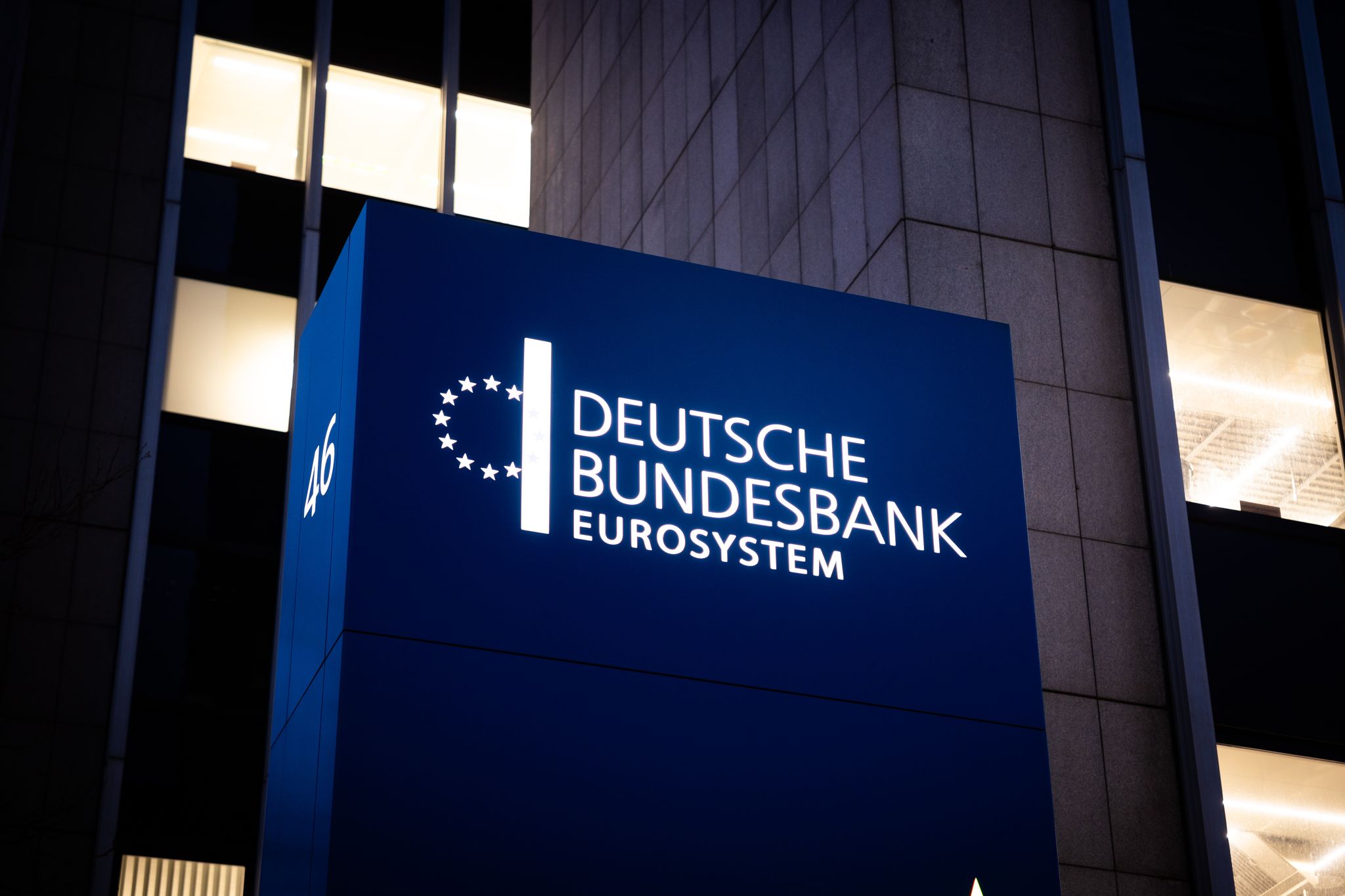 Germany’s Slow Burn: Bundesbank Predicts Stalling Growth Amid Inflationary Stubbornness