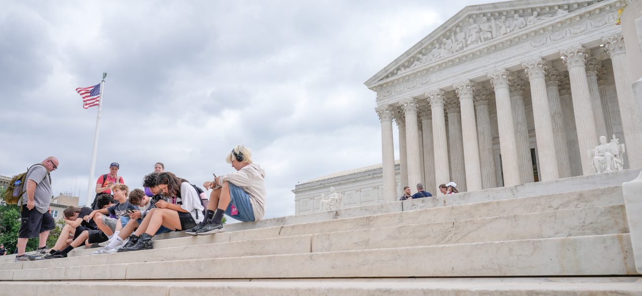 Immigration Endgame: Supreme Court’s Verdict Reshapes Green Card Hope for Thousands Immigration Endgame: Supreme Court’s Verdict Reshapes Green Card Hope for Thousands
