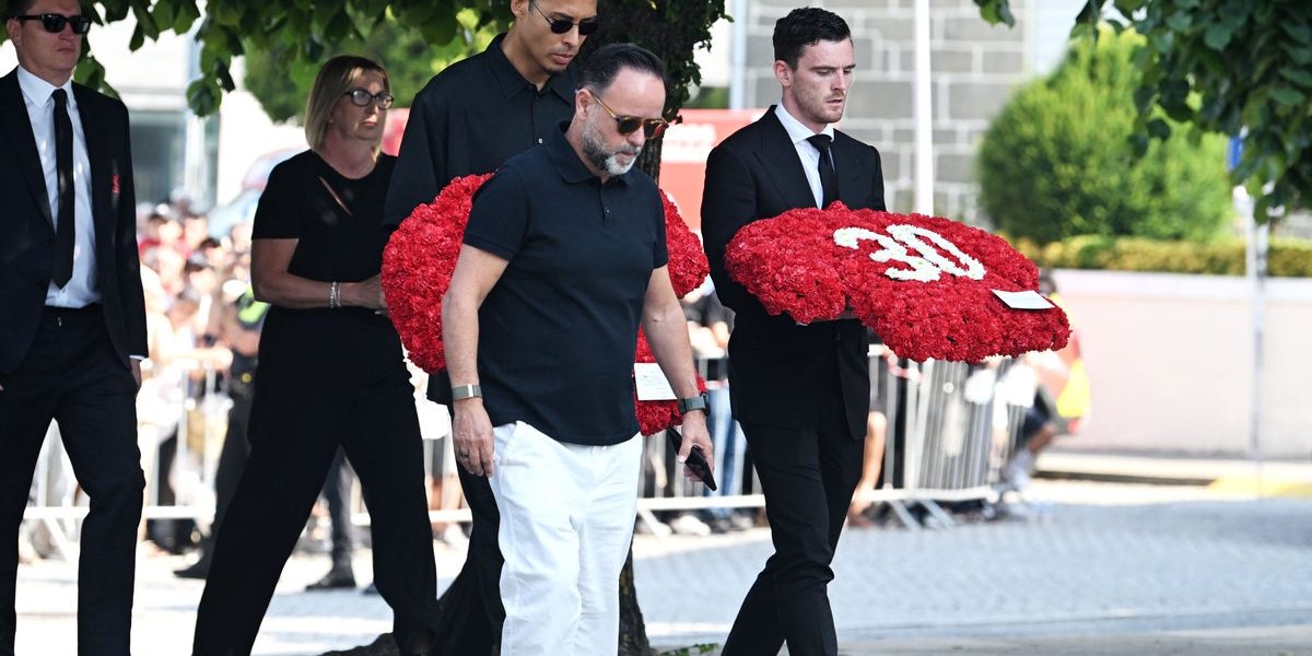 The Unbearable Weight of the World Cup: When Private Grief Dons a Nation’s Colours The Unbearable Weight of the World Cup: When Private Grief Dons a Nation’s Colours
