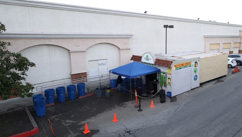 Golden State Showdown: Interstate Lawsuit Ignites US Plastic Policy Brawl Golden State Showdown: Interstate Lawsuit Ignites US Plastic Policy Brawl