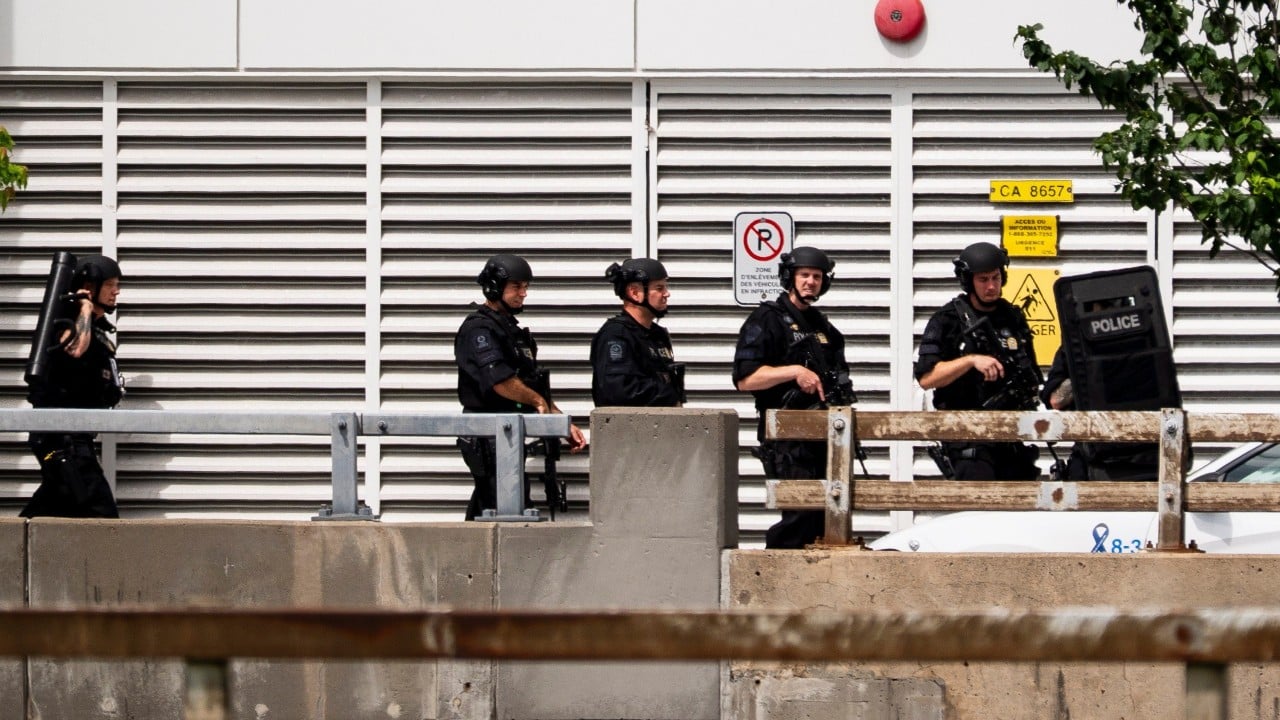 Montreal Mourns After Shooting Claims Police Officer, Civilian Lives Montreal Mourns After Shooting Claims Police Officer, Civilian Lives