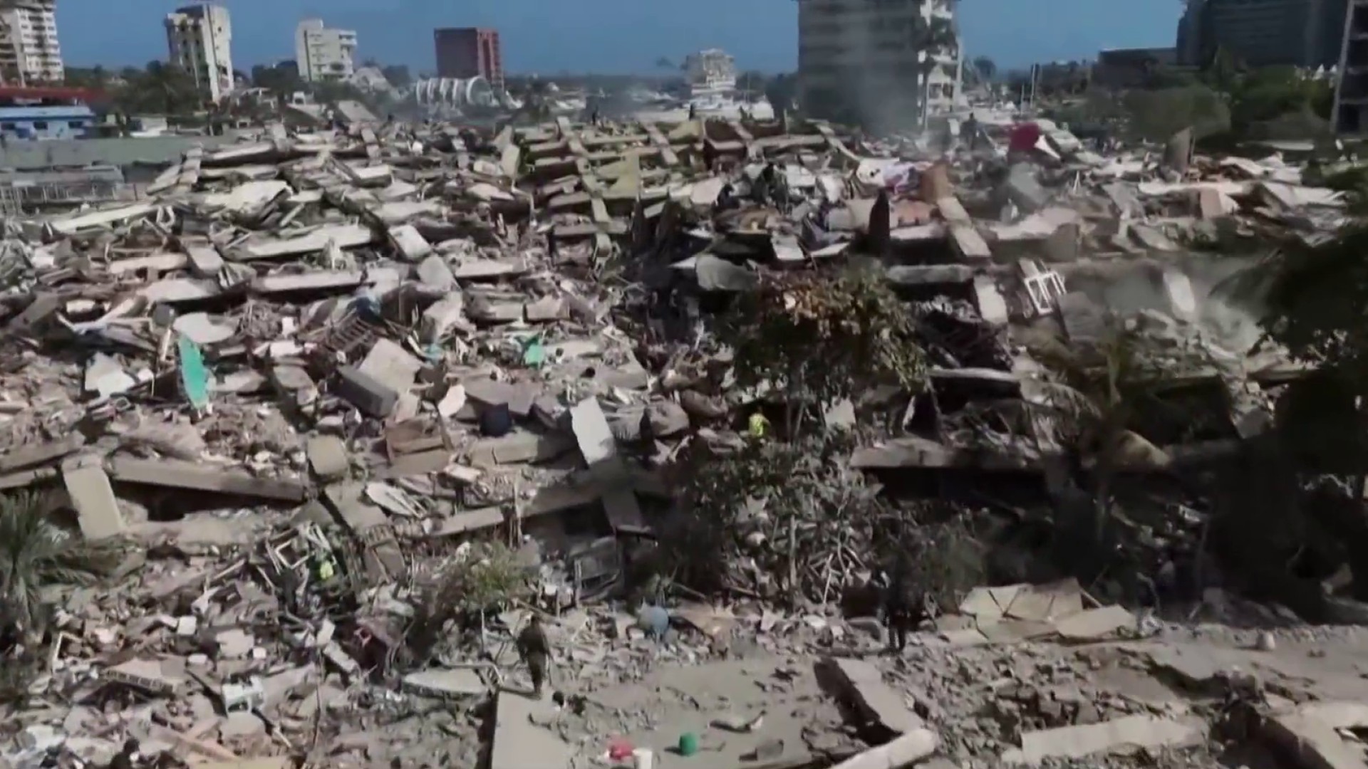 Caracas Crumbles: Quake Fallout Exposes Deeper Cracks in Venezuelan State Caracas Crumbles: Quake Fallout Exposes Deeper Cracks in Venezuelan State
