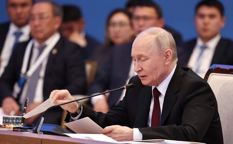 Kremlin’s Grand Economic Theater: Putin’s High-Stakes Performance in a Fractured Global Arena