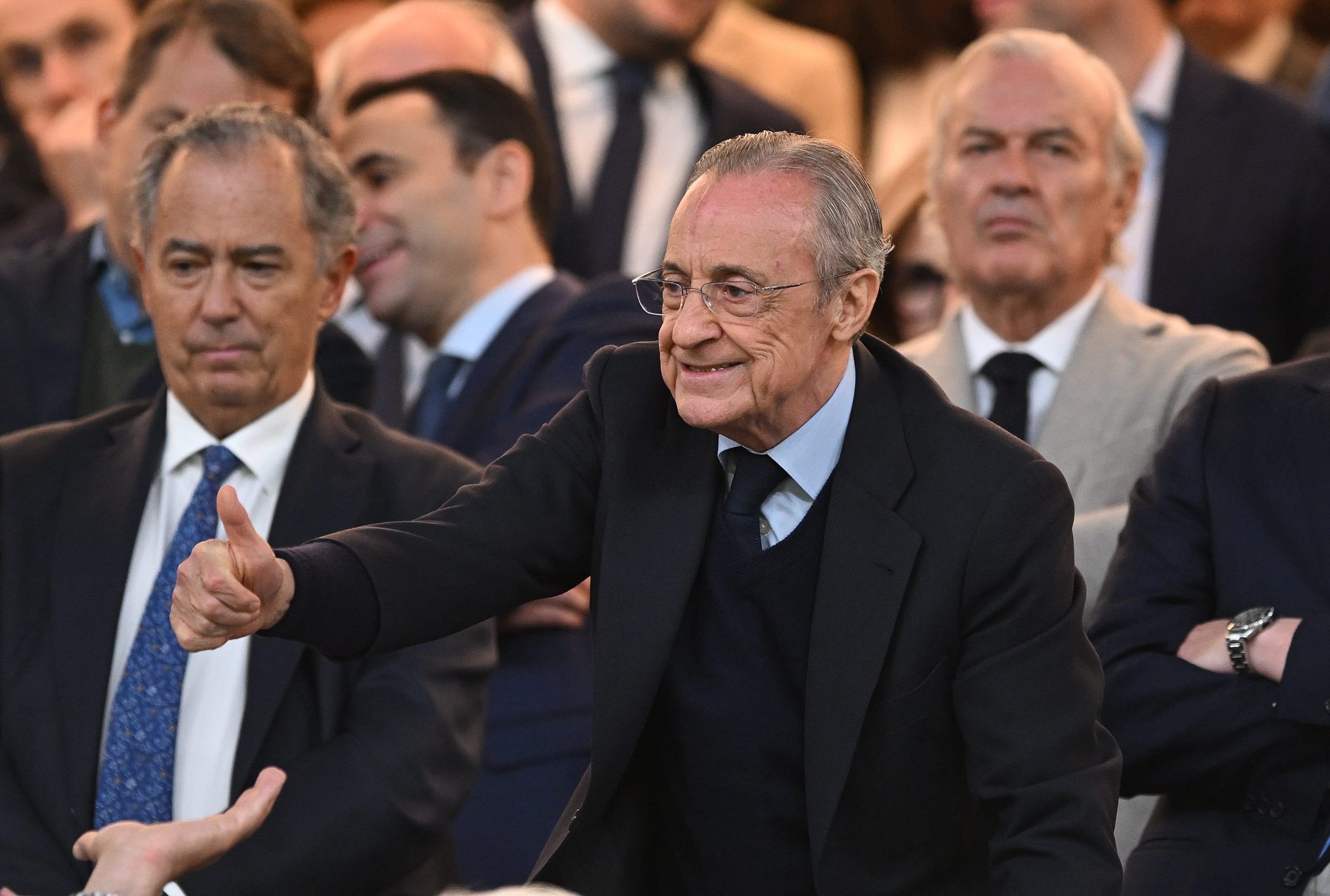 The Unforgiving Pitch: Madrid’s Grand Ambitions Threaten to Bench a Star The Unforgiving Pitch: Madrid’s Grand Ambitions Threaten to Bench a Star