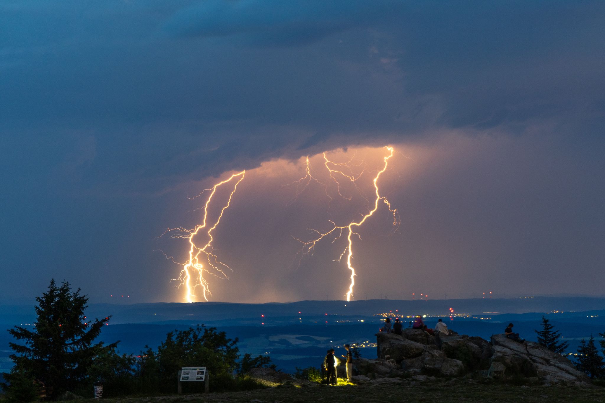 Divine Shockwave: When German Sports Met the Fury of the Heavens Divine Shockwave: When German Sports Met the Fury of the Heavens