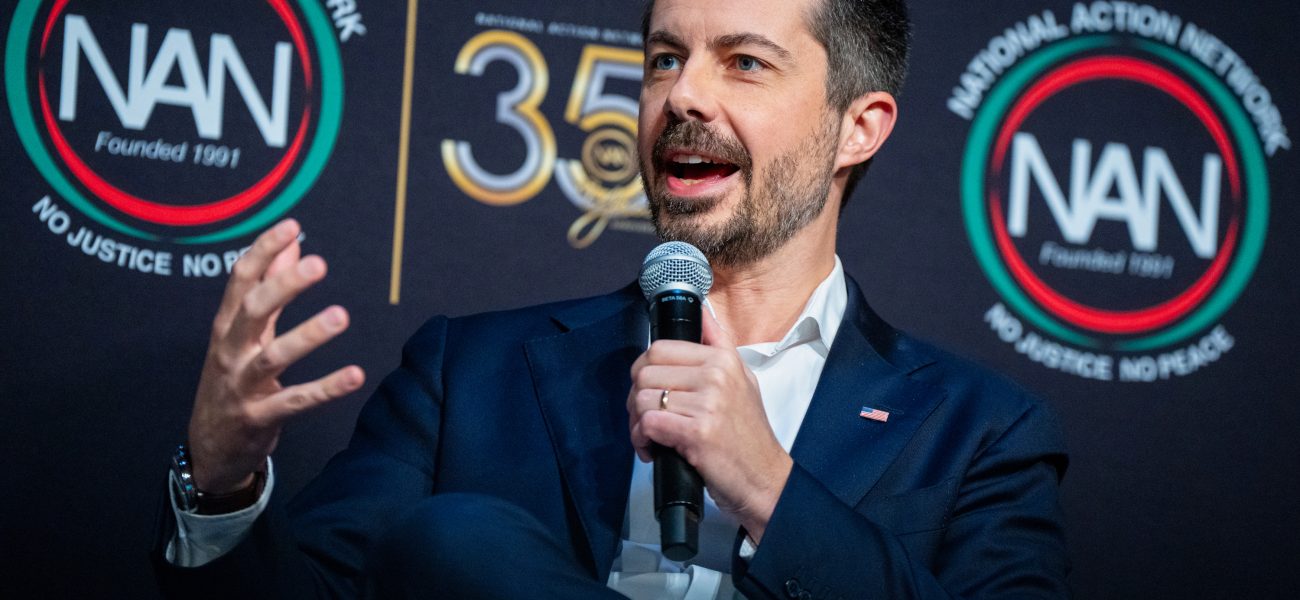 Buttigieg’s Home Siege Reveals Ugly Underside of Political Anonymity Buttigieg’s Home Siege Reveals Ugly Underside of Political Anonymity