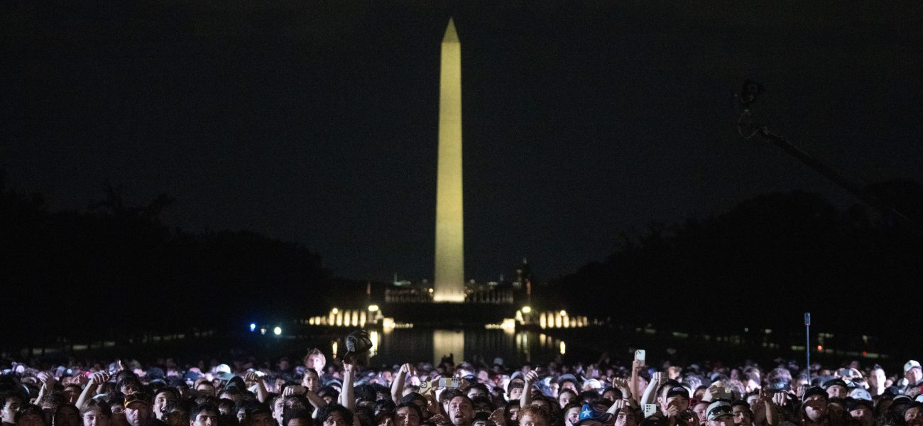 Octagon in the Oval Office: Decoding Washington’s New Spectacle