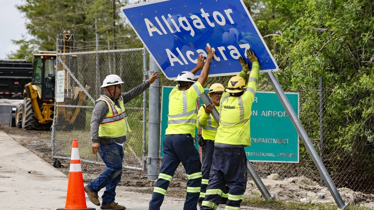 Dubbed ‘Alligator Alcatraz,’ Controversial Migrant Detention Facility Shuts Down Dubbed ‘Alligator Alcatraz,’ Controversial Migrant Detention Facility Shuts Down